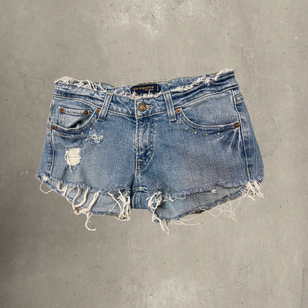 Too Super low 524 Levi Shorts