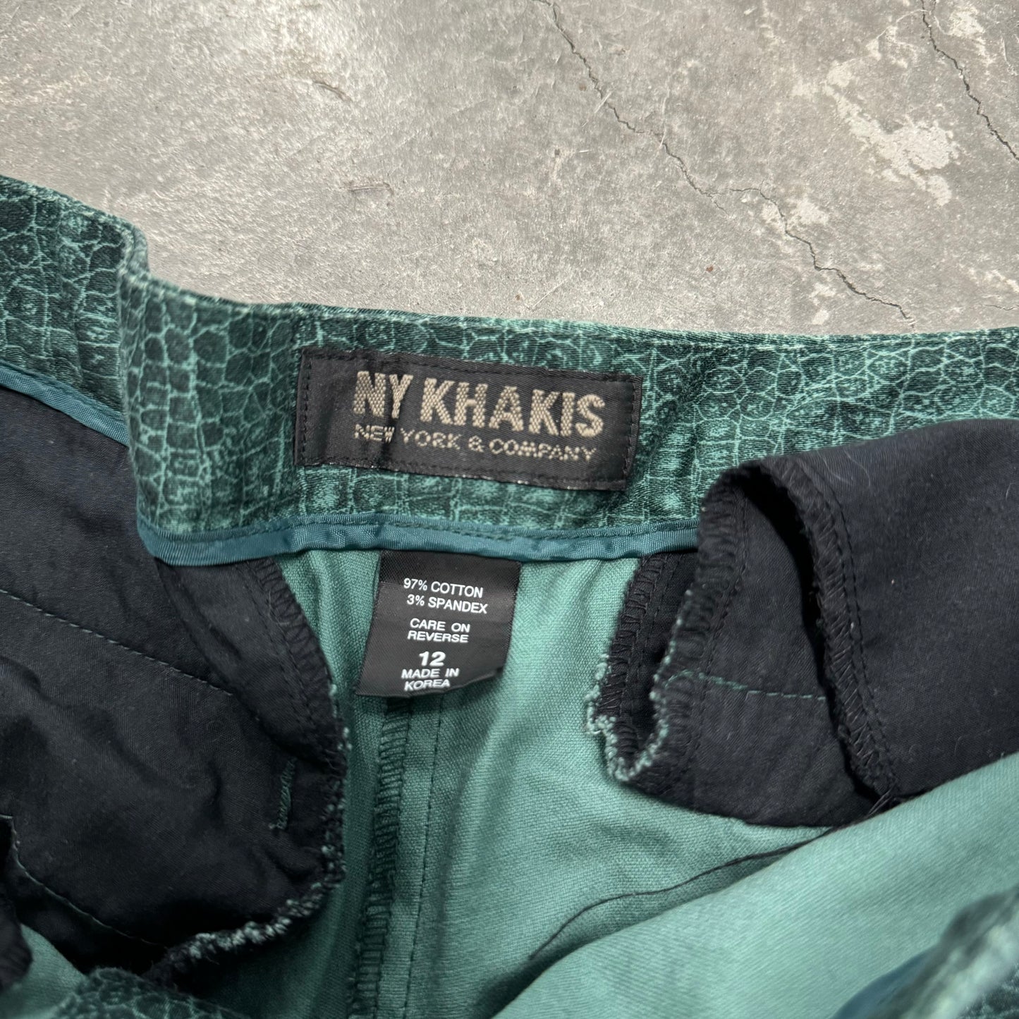 Vintage Alligator Print Green Pants