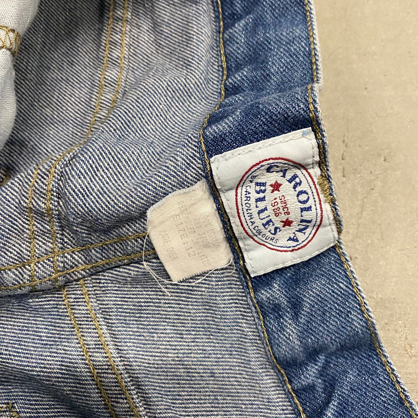 Vintage Bleached Dark Blue High Waisted Jeans