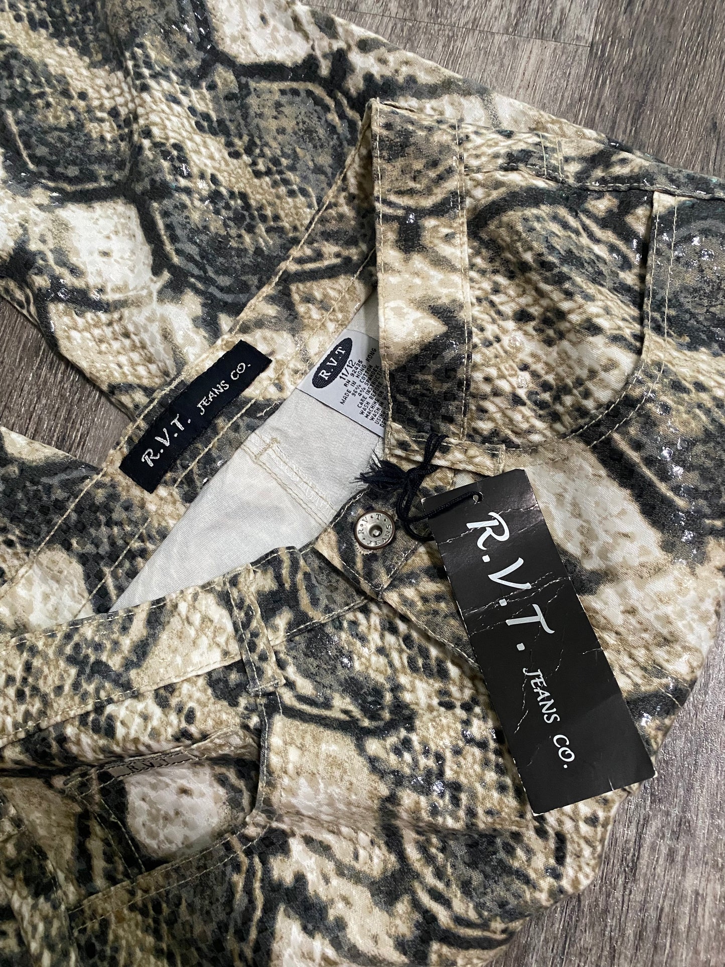 R.V.T Snake Jeans