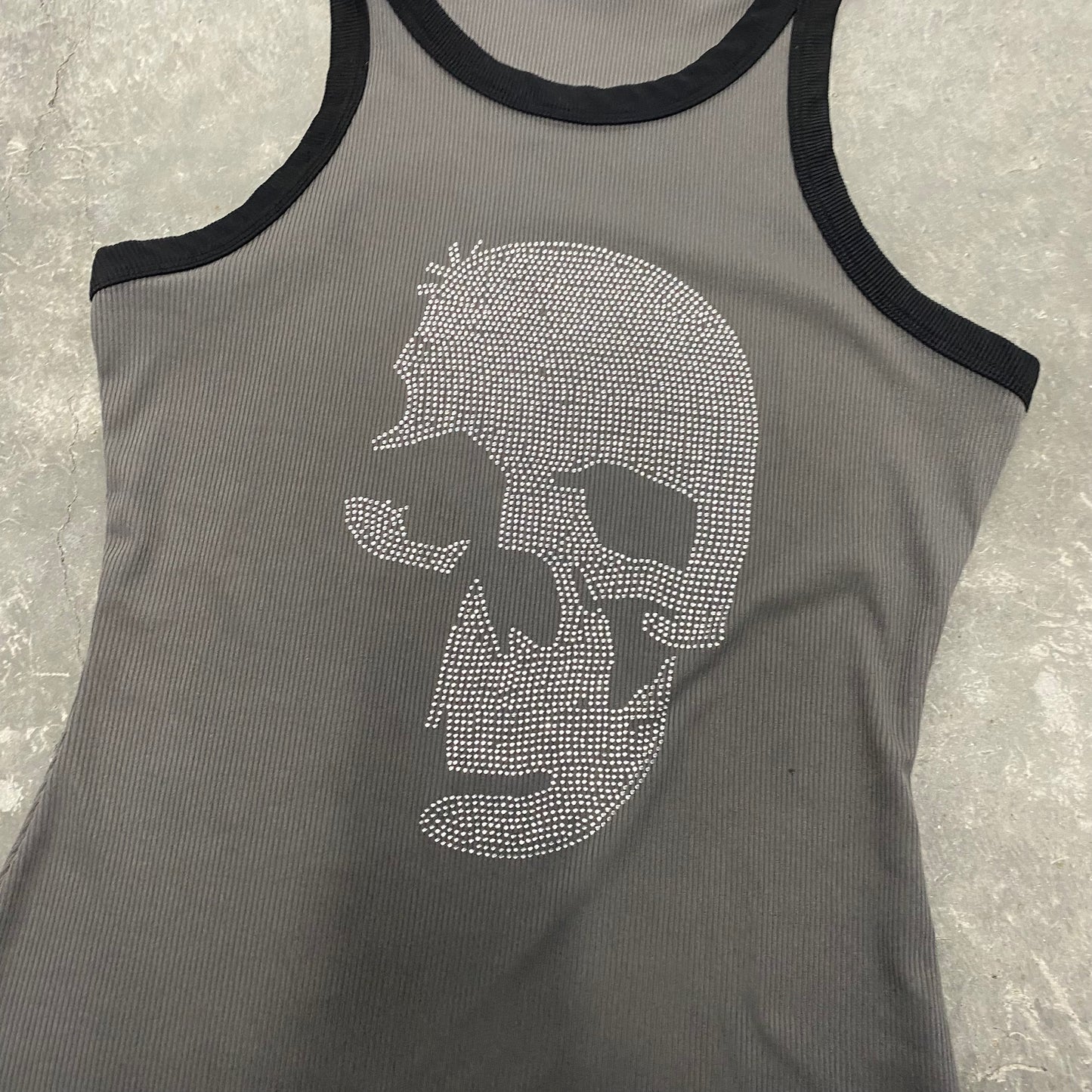 Grey Skull Tank