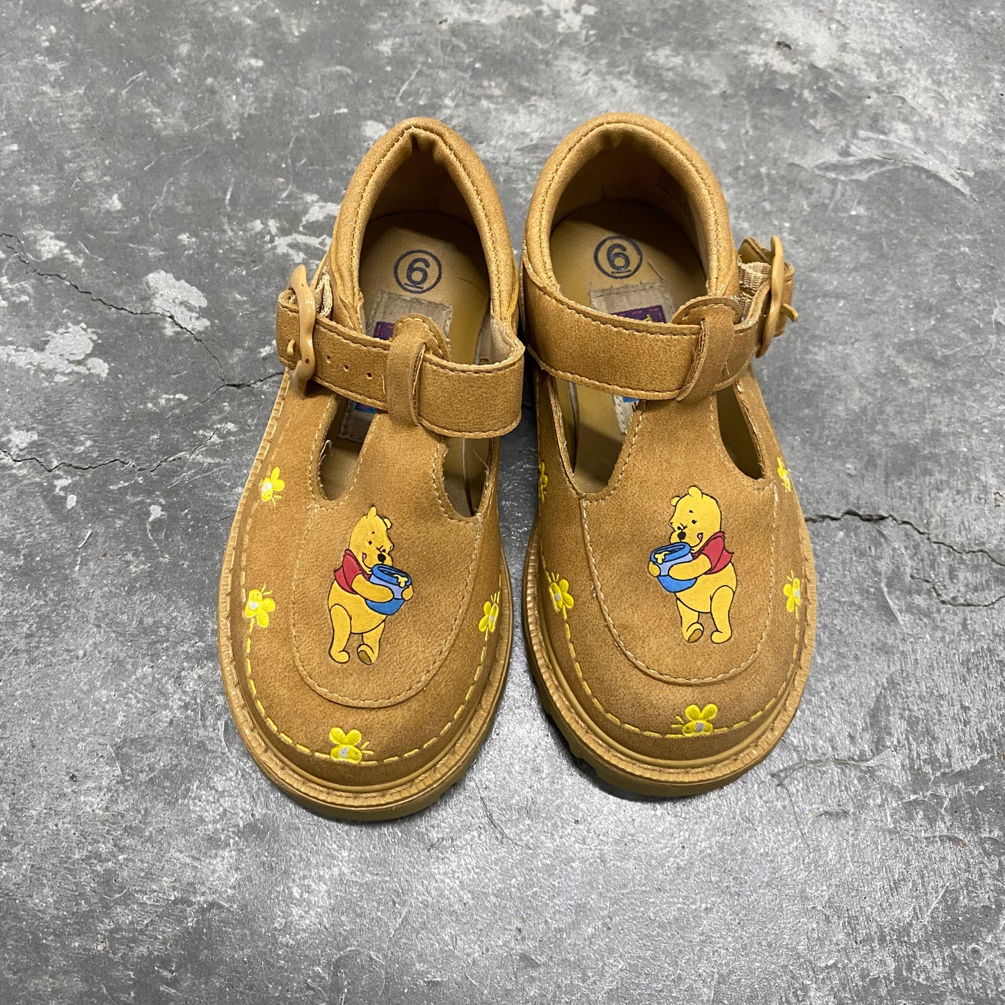 Vintage Winnie The Pooh Mary Janes  6c
