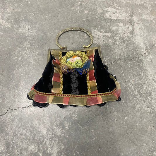 Vintage Ruffle Triangle Purse