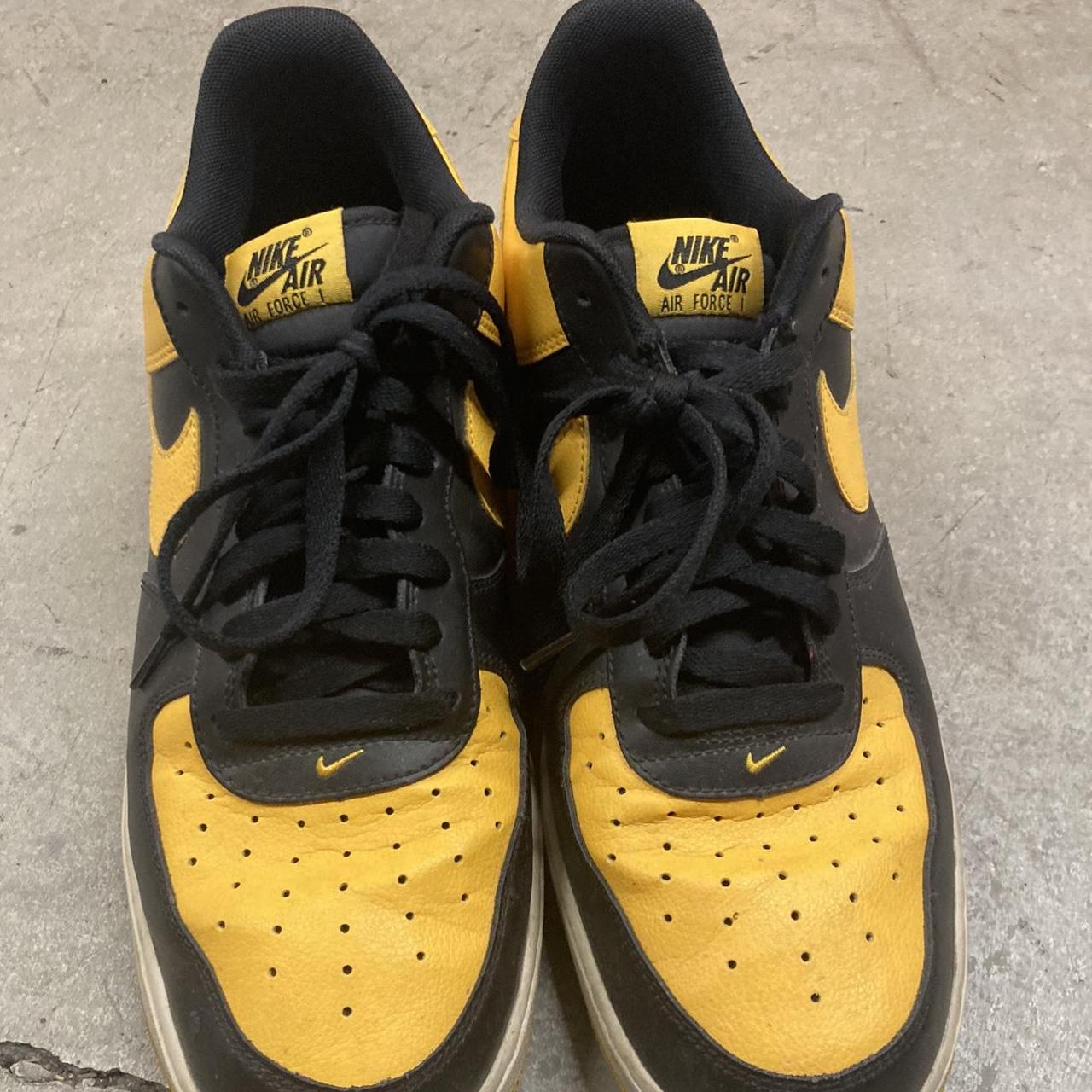 Mens Nike Air Force 1 Low Black University Gold Size 12